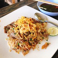 โค้วเทียนเฮง ก๋วยเตี๋ยว เนื้อตุ๋น หมูตุ๋น เอกชัย