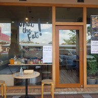 หน้าร้าน What The Fat! Cafe & Bistro