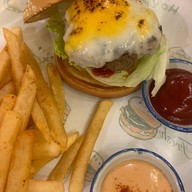 Pulled Pork Burger By Peech