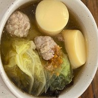 กะเพราคุณพ่อ (Kaprow Khunphor) อโศก