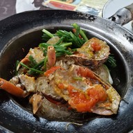 เมนูของร้าน สมศักดิ์ปูอบ Y บีทีเอสกรุงธนบุรี