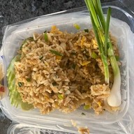 สารพัดข้าวผัด มหาบัณฑิต เทพารักษ์ (อาหารตามสั่ง)