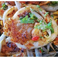 ป้าเพ็ญผัดไทย หอยทอด ต้นตำรับแม่กลอง สาขา ปตท.บางพลู