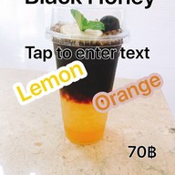 ณัฐจิรา คาเฟ่