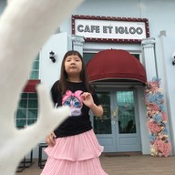 Cafe et Igloo
