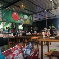 ก๋วยเตี๋ยวเรือชามไม้ ลาดกระบัง ลาดกระบัง