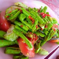 หม่ำสมุนไพร อาหารอีสาน ถนนลาดปลาเค้า 21