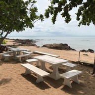 บ้านชมทะเล