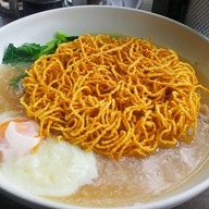 ราดหน้า 18 ร้าน 18 ล้าน