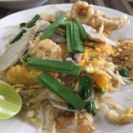 ผัดไทป้าบุญ