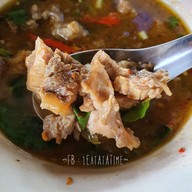 เมนูของร้าน ป้ากลิ่น อาหารตามสั่ง