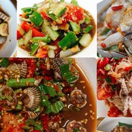 บุรีรัมย์เป็ดย่าง สาขาตลาดไท