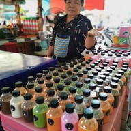 ร้านคุณย่า กาแฟโบราณ เทียนทะเล 26 ( หน้าร้านBB Shop)