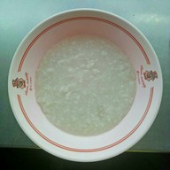 หน้าร้าน ร้าน โจ๊กข้าวหอม & ต้มเลือดหมู ป้าพิกุล (สาขา 2)