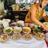 Rotfai Thonburi Market ตลาดรถไฟธนบุรี