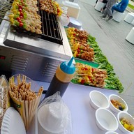ครัวโรงA10ในมอ(ข้าวไข่ข้น&ข้าวไข่เจียว&ก๋วยเตี๋ยว)