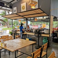 บรรยากาศ ยำ