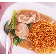 เมนูของร้าน ราดหน้าฟาไฉคู้บอนคลองสามวา คู้บอน