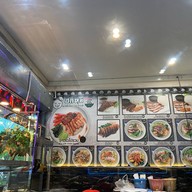 ฮกหลี บะหมี่เป็ดย่างสะท้านฟ้า สวนหลวงสแควร์