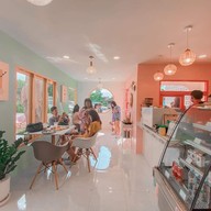 เอธทีน คาเฟ่