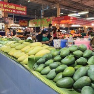 ตลาดพระปิ่น3