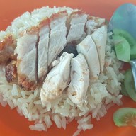 ข้าวมันไก่ตุ้มทอง
