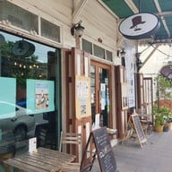 Uncle & Friends Rustic Cafe Oldtown