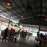 ก๋วยเตี๋ยวเรือ หลังสวน@mata ใหญ่