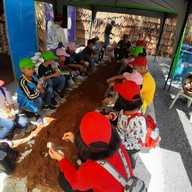 บรรยากาศ สวนเดอลอง (Delong Garden)