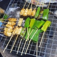 ตลาดนัดอาหารทะเล ท่าเรือพลี