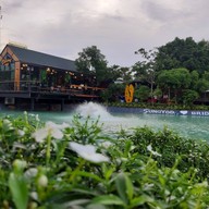 บรรยากาศ สวนเดอลอง (Delong Garden)