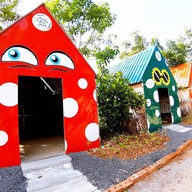 บรรยากาศ สวนเดอลอง (Delong Garden)