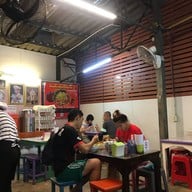 ก๋วยเตี๋ยวต้มยำไข่หวานประตูสวนดอกเชียงใหม่