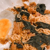 ลุงอัด ลองเส้น