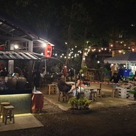 บ้านหม่าล่า ณ หลังโปลิ เชียงใหม่