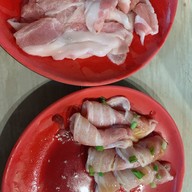 KIN SOMTUM   กิน ส้มตำ เหม่งจ๋าย