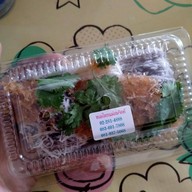 เมนูของร้าน ขนมไทย แม่สมจิตต์ ตลาดนางเลิ้ง