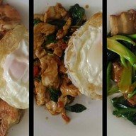 กะเพราหอม @HOME