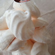 Flints-one Bakery ราไวย์