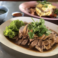 เป็ดพะโล้ชัยวัฒน์