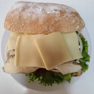 Flints-one Bakery ราไวย์