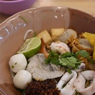 ก๋วยเตี๋ยว นิวเบรคแตก บขส.เก่า