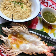 เมนูของร้าน โตจังอ๋อง noodlebar บะหมี่กุ้งแม่น้ำเผาเจ้าแรกของไทย ป้อมปราบศัตรูพ่าย