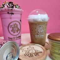 ทอย แอนด์ คอฟฟี่ นวมินทร์
