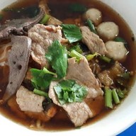 ร้านก๋วยเตี๋ยวลำบาก ศรีราชา
