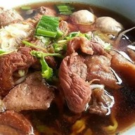 ร้านก๋วยเตี๋ยวลำบาก ศรีราชา