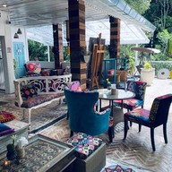 The Garret @ Mae Kam Pong