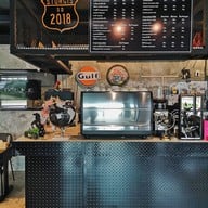 บรรยากาศ Miles Harley Miles