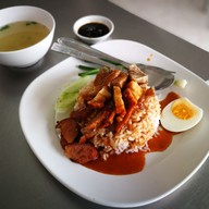 เมนูของร้าน เจ๊จู บะหมี่ไข่แท้ไก่ตุ๋น
