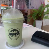 At Ease Sweet & Eatery